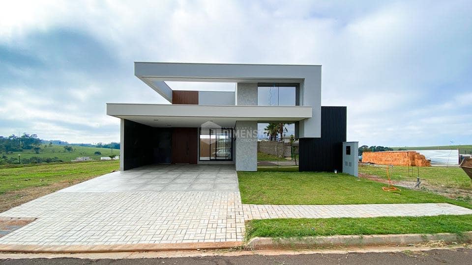Clique para ampliar Casa à venda no Condomínio Paysage Unique, em Umuarama-PR