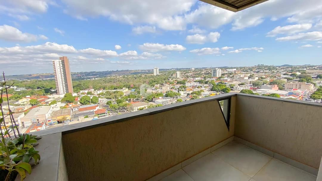Clique para ampliar Apartamento à Venda na Avenida Paraná, Edifício Ana Terra em Umuarama-PR