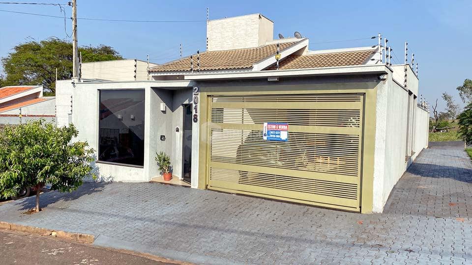 Clique para ampliar Casa à Venda no Paque Ibirapuera, em Umuarama - PR