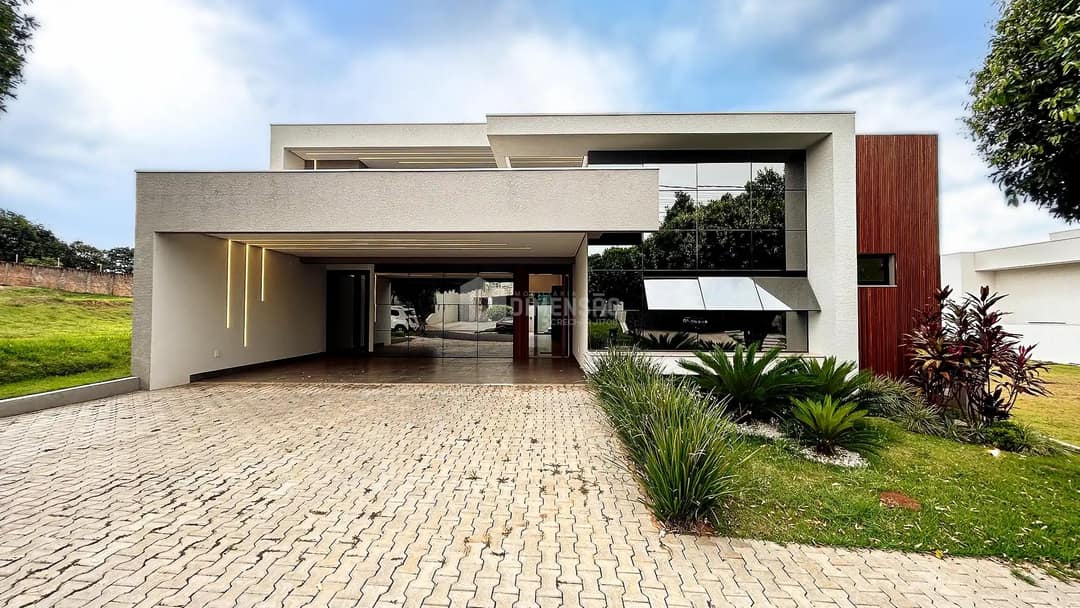 Clique para ampliar Casa à venda no Condomínio Central Park, em Umuarama-PR