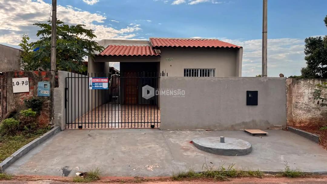 Clique para ampliar Casa à venda no Parque Lago Azul, em Umuarama-PR