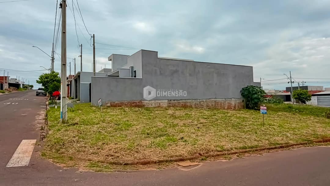 Clique para ampliar Terreno à Venda no Parque Portugal em Umuarama - PR