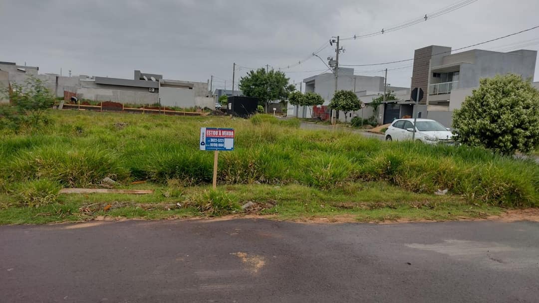Clique para ampliar Terreno à venda na Rua Adelino Sala x Rua Elizeu Thomazine de Godoy, Parque Colina Verde, em Umuarama - PR