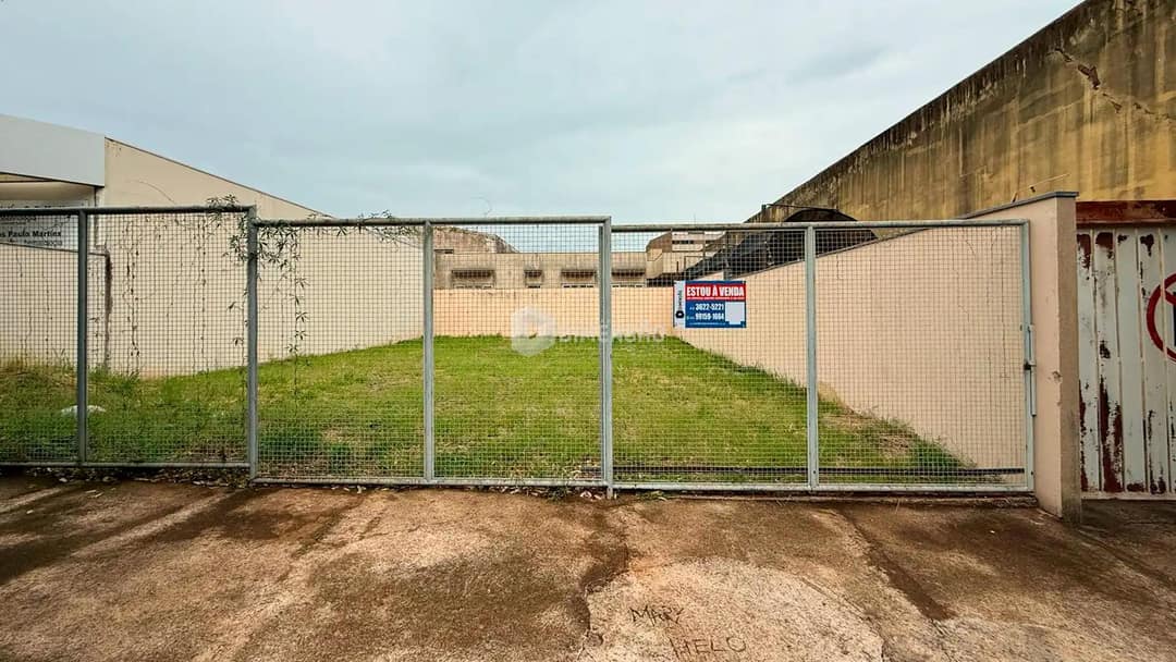 Clique para ampliar Terreno à venda na Zona I, em Umuarama-PR