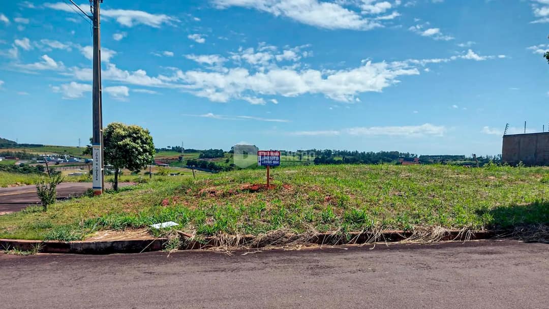 Clique para ampliar Terreno à venda no Parque Metropolitano II, em Umuarama-PR